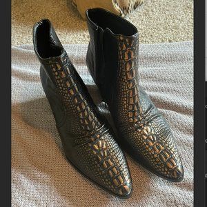 Matisse Devon Black Gold Croc Snake Ankle Boots